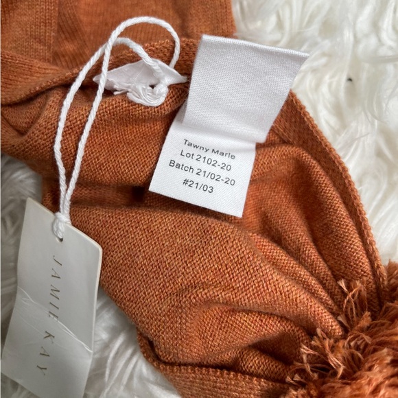 New Jamie Kay Winter set Beanie + Scarf - Picture 5 of 6